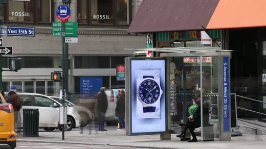 5th Ave & West 35th St NY JCDecaux LED Screen