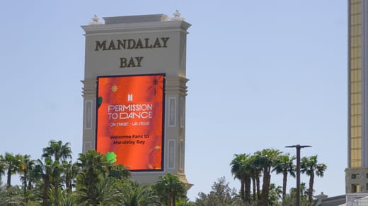 Mandalay Bay Standing 3D Billboard